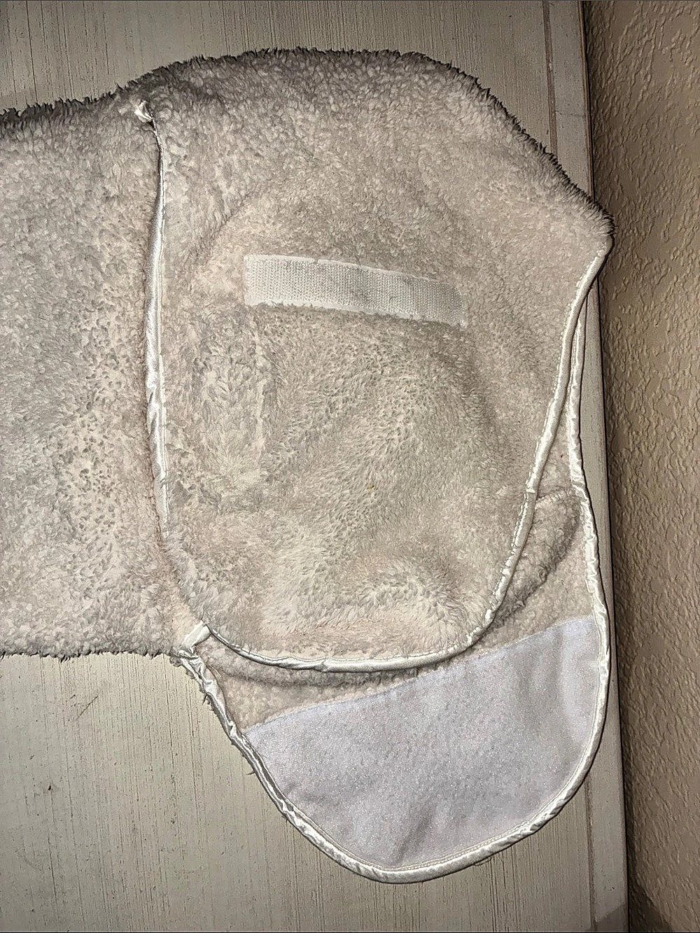 Little Giraffe Swaddle Plush Baby Pod 0-3M Must have - Picture 7 of 11